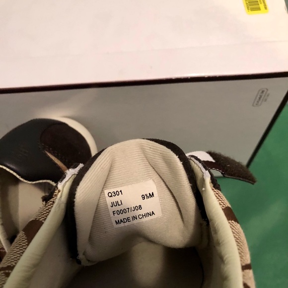 NIB Vintage Coach Juli Sneakers - Picture 4 of 6